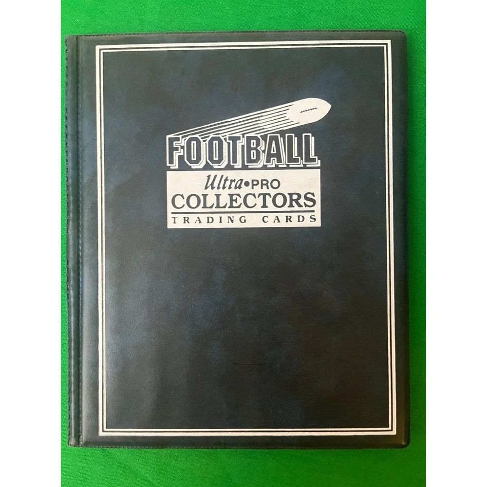 Minnesota Vikings‎ 1990 Topps Team Set with 40 card collector album.
